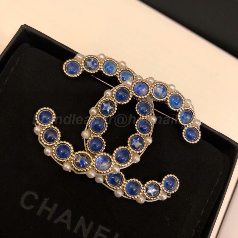 Chanel Brooch 144